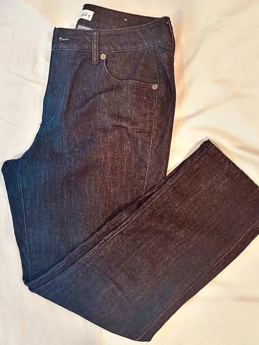 NWOT- LOFT Curvy Kick Crop; Dark Blue Denim